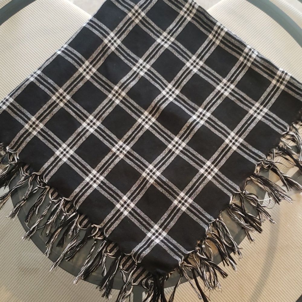 Scarf - Picture 3 of 6
